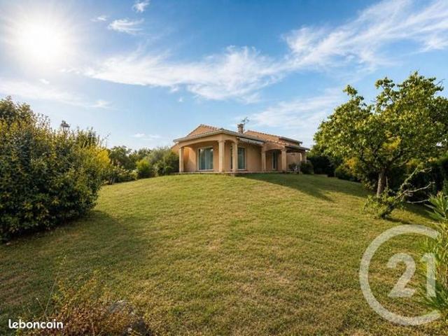 Villa 5 pièces 130 m²