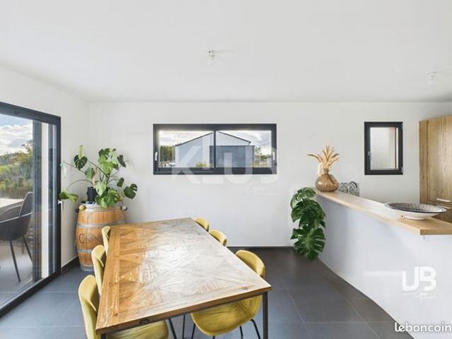 Villa 5 pièces 130 m²
