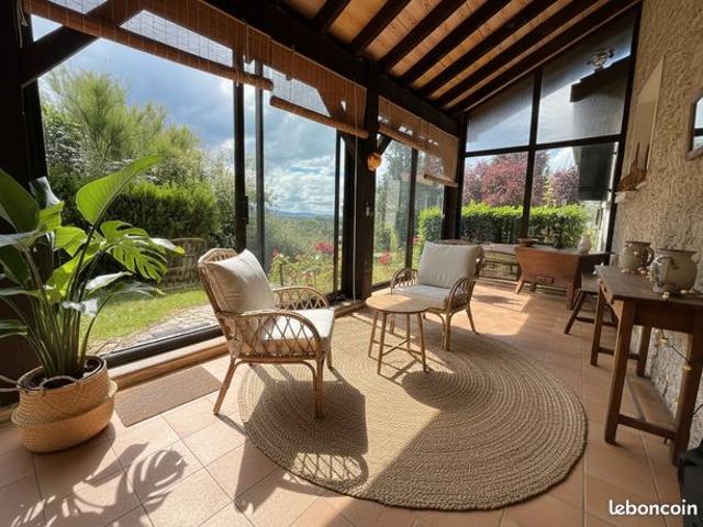 Villa 5 pièces 130 m²