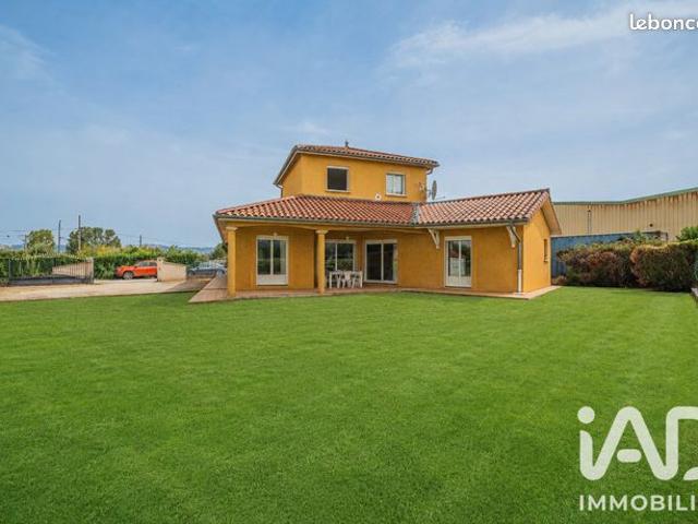 Villa 5 pièces 131 m²
