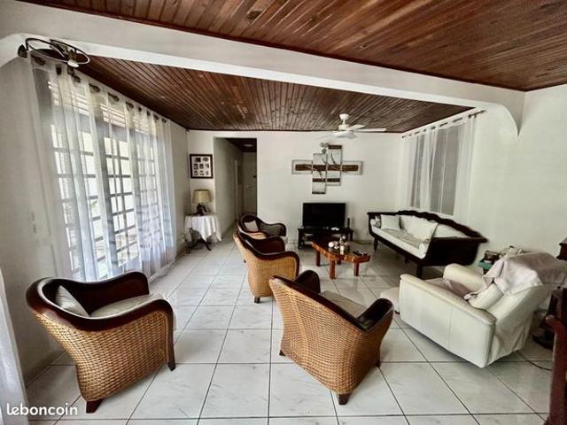 Villa 5 pièces 131 m²