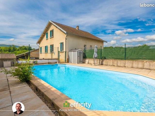 Villa 5 pièces 132 m²
