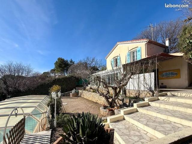 Villa 5 pièces 132 m²
