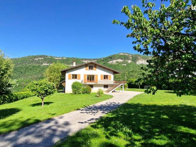 Villa 5 pièces 132 m²