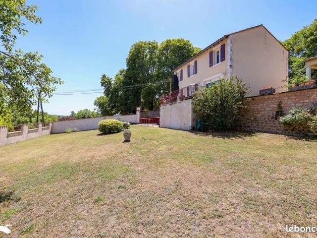Villa 5 pièces 132 m²