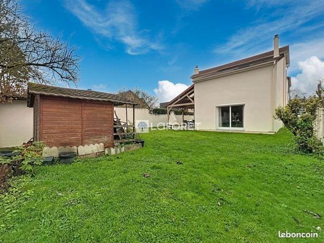 Villa 5 pièces 132 m²