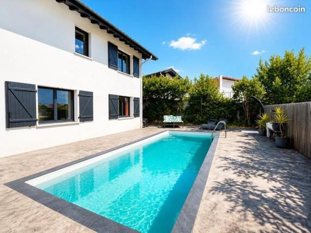 Villa 5 pièces 132 m²