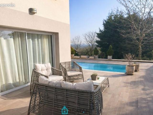 Villa 5 pièces 134 m²