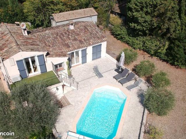 Villa 5 pièces 140 m²