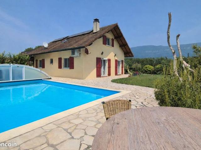 Villa 5 pièces 135 m²