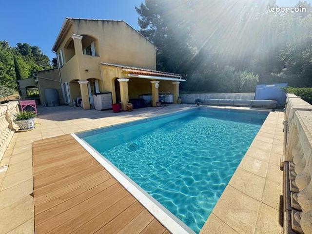 Villa 5 pièces 135 m²