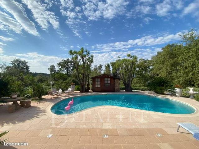 Villa 5 pièces 135 m²