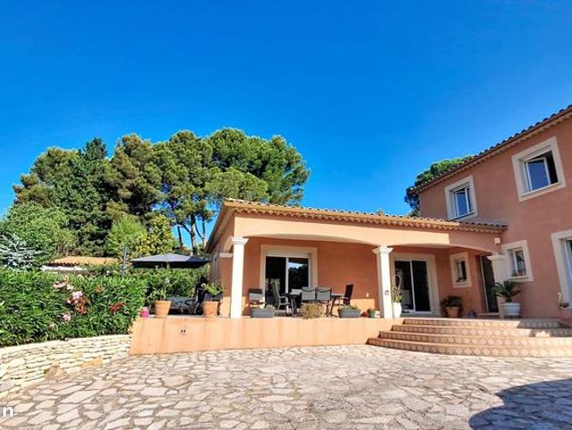 Villa 5 pièces 135 m²