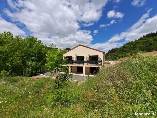 Villa 5 pièces 135 m²