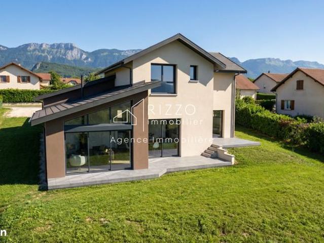 Villa 5 pièces 135 m²