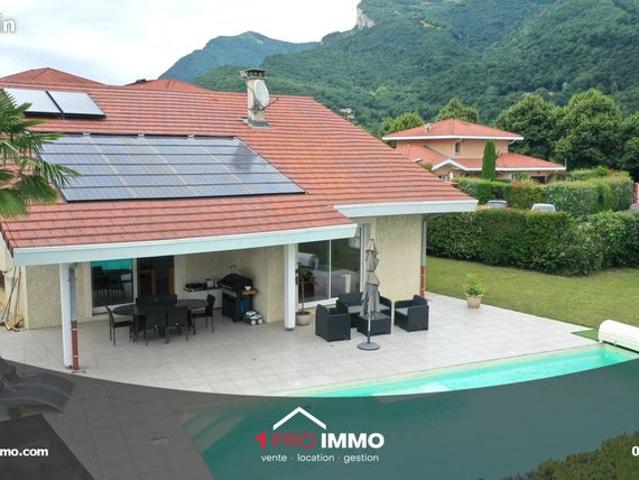 Villa 5 pièces 136 m²