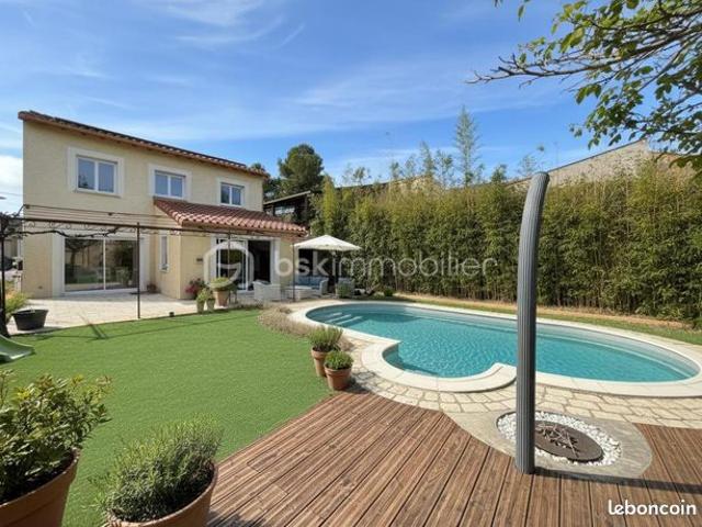 Villa 5 pièces 136 m²