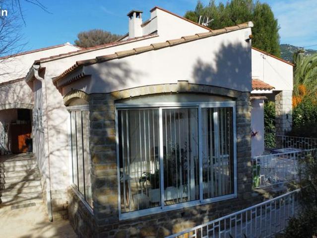 Villa 5 pièces 136 m²