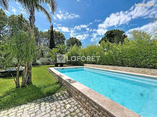 Villa 5 pièces 136 m²