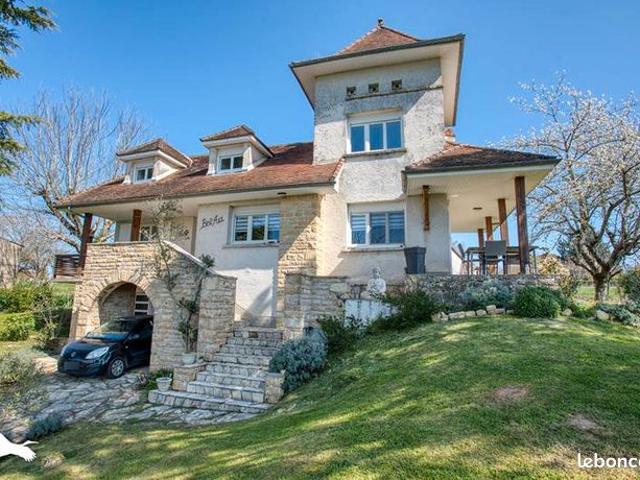 Villa 5 pièces 136 m²