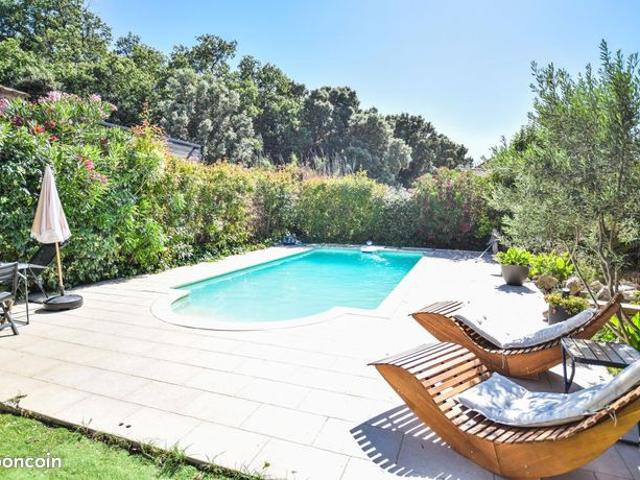 Villa 5 pièces 136 m²