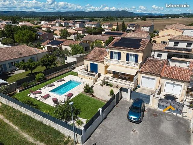 Villa 5 pièces 136 m²
