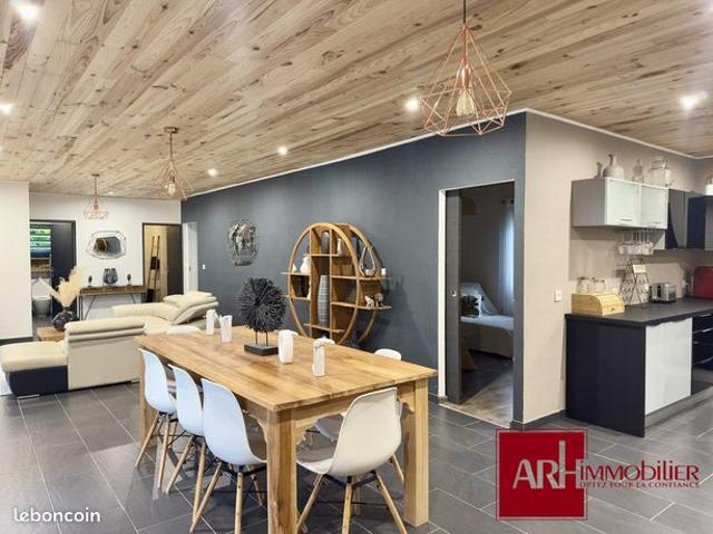 Villa 5 pièces 137 m²
