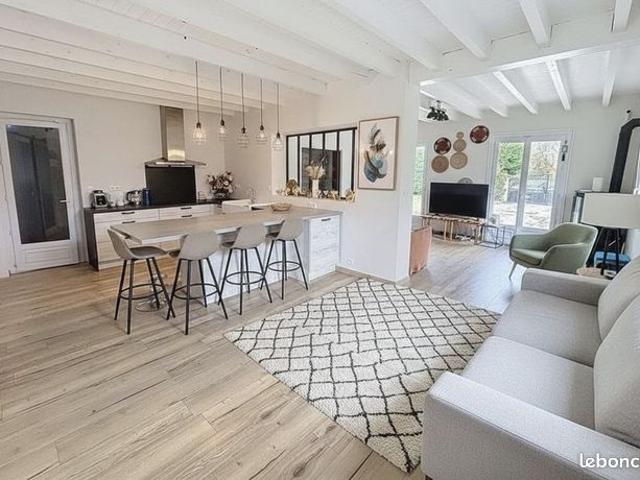 Villa 5 pièces 137 m²