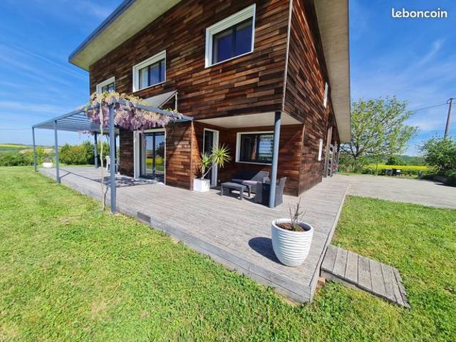 Villa 5 pièces 137 m²