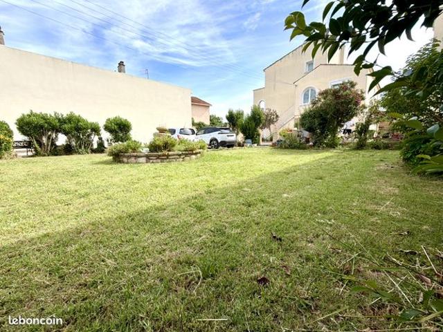Villa 5 pièces 137 m²