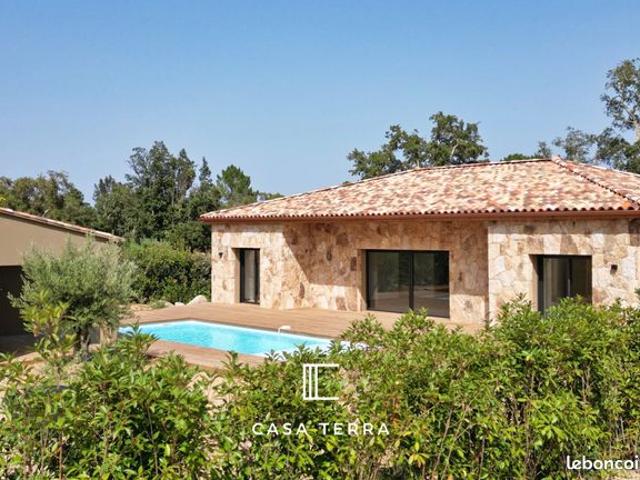 Villa 5 pièces 138 m²