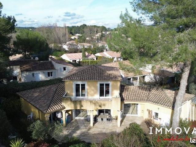Villa 5 pièces 138 m²