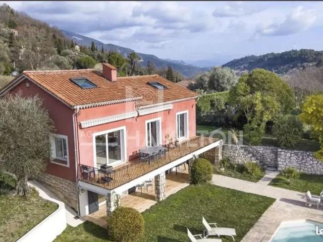Villa 5 pièces 138 m²