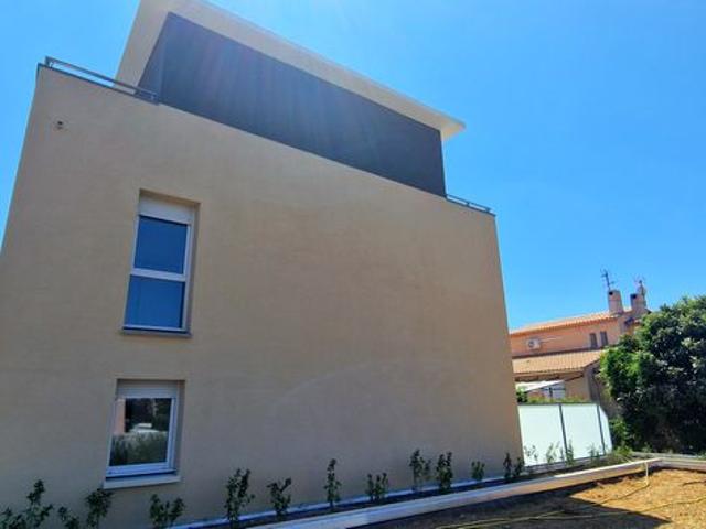 VILLA 5 PIÈCES — 139,50 m² + 78,50 m² DE TERRASSES — SIX FOURS LES PLAGES