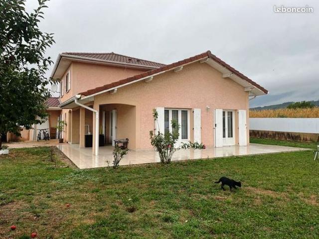 Villa 5 pièces 139 m²