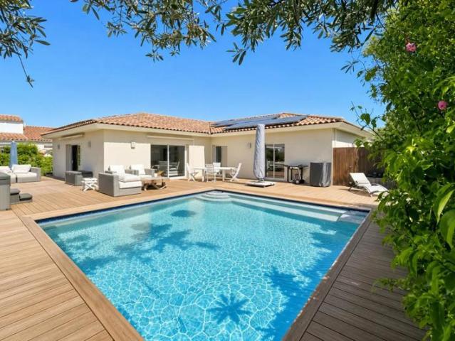 Villa 5 pièces 140 m2 Saint Estève