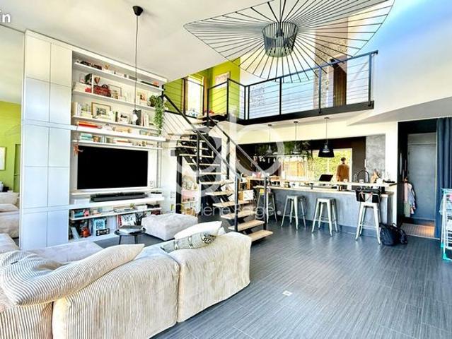 Villa 5 pièces 140 m²