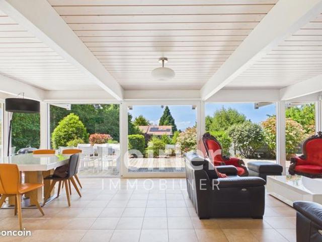 Villa 5 pièces 140 m²