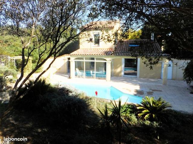 Villa 5 pièces 140 m²