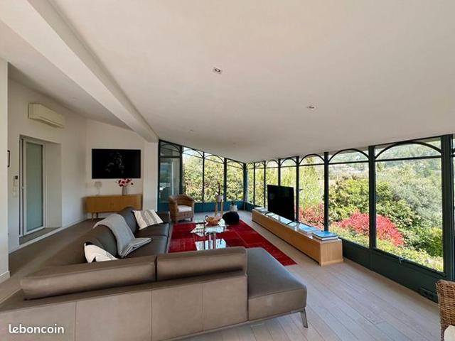 Villa 5 pièces 140 m²