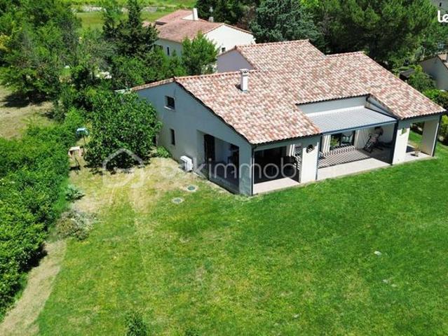Villa 5 pièces 140 m²