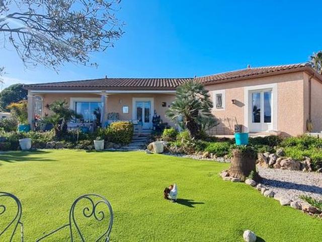 Villa 5 pièces 140 m²