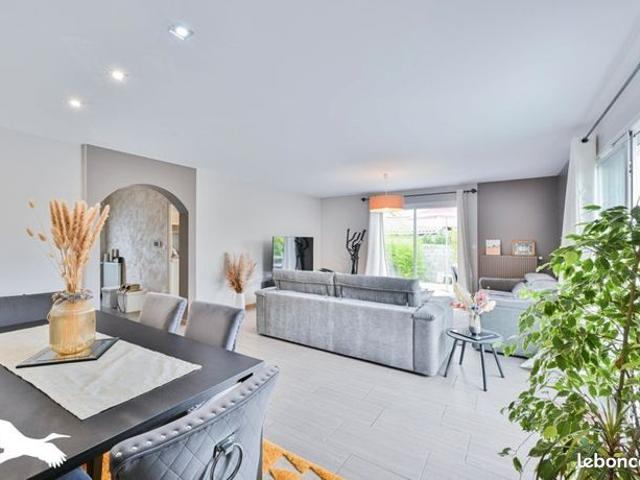 Villa 5 pièces 140 m²