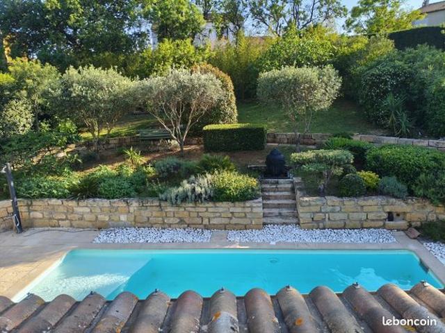 Villa 5 pièces 140 m²