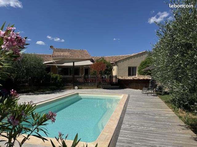 Villa 5 pièces 140 m²
