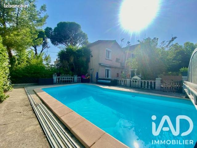 Villa 5 pièces 140 m²