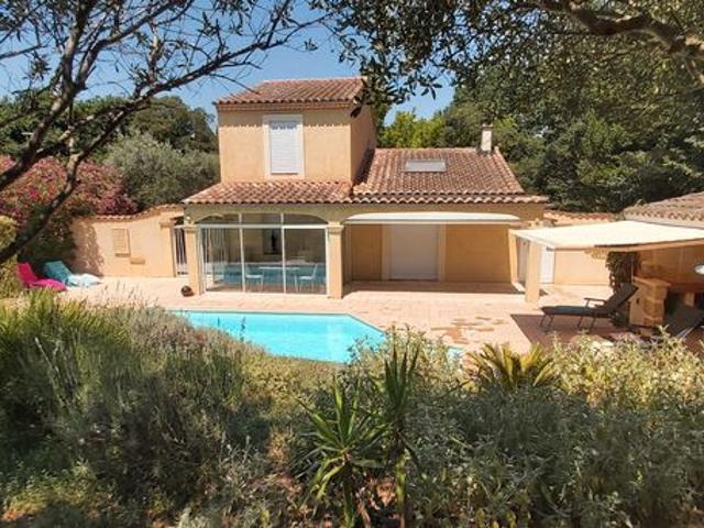 Villa 5 pièces 140 m²