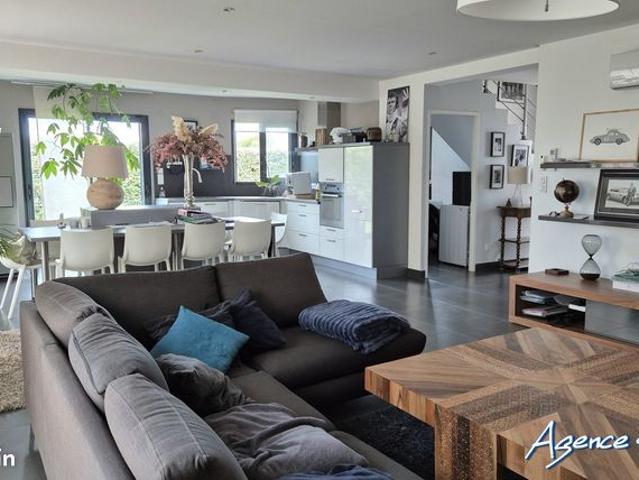 Villa 5 pièces 140 m²