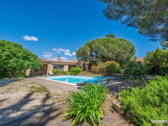 Villa 5 pièces 140 m²