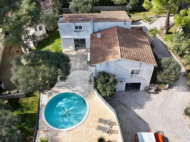 Villa 5 pièces 140 m²